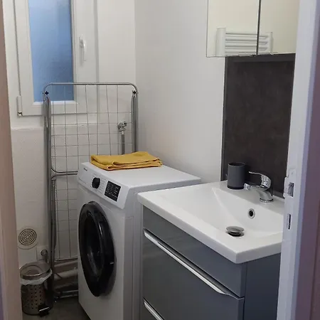 Apartment Rez-de-chaussee Saint Marcel Jardin Partage Laon